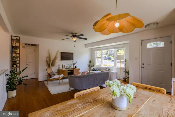 $549,000 | 3104 Gumwood Drive, Hyattsville, MD 20783