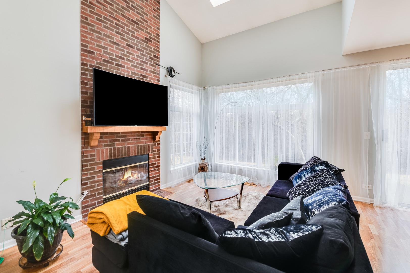 8257 Ripple Ridge Darien, IL 60561 - Photo 2 of 11