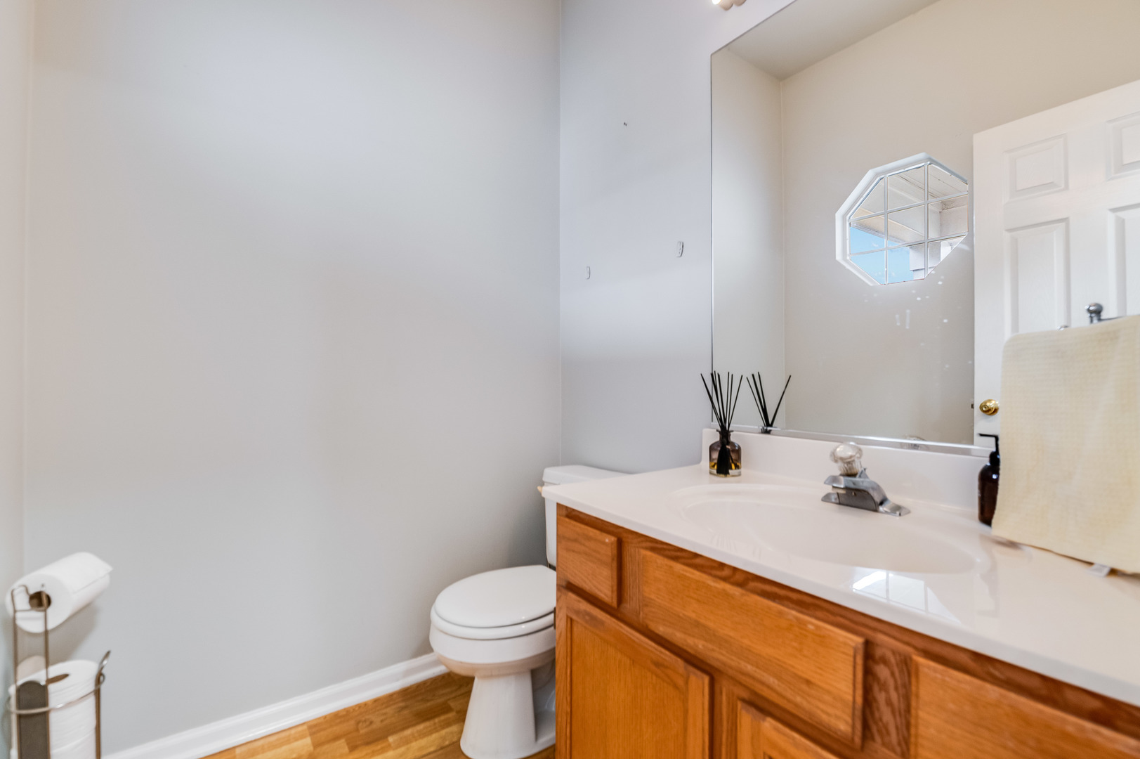 8257 Ripple Ridge Darien, IL 60561 - Photo 5 of 11