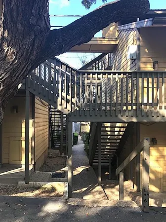a view of a patio