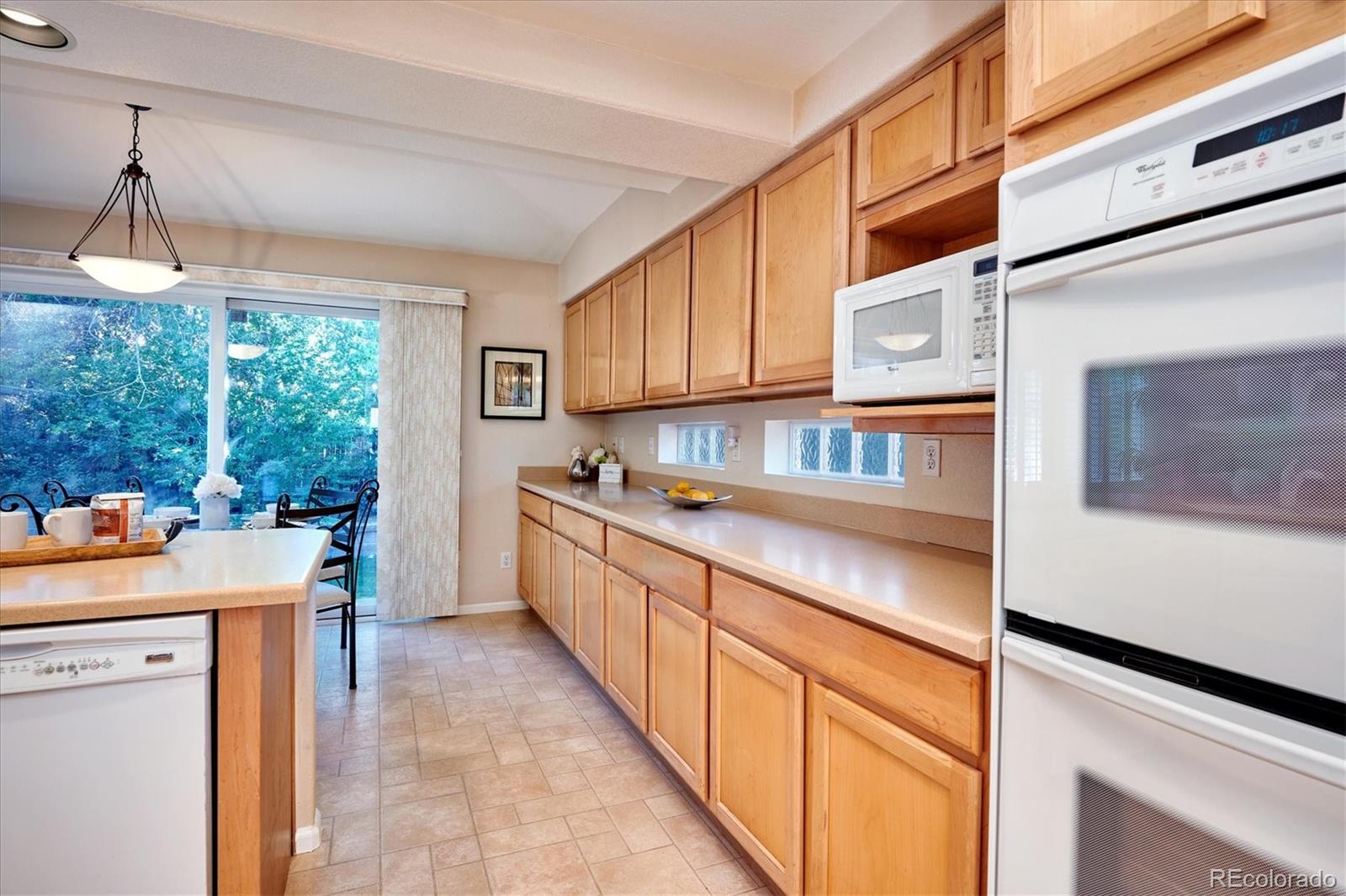 2134 Fox Fire Street Highlands Ranch, CO 80129 - Photo 12 of 40 Gallery Image 12