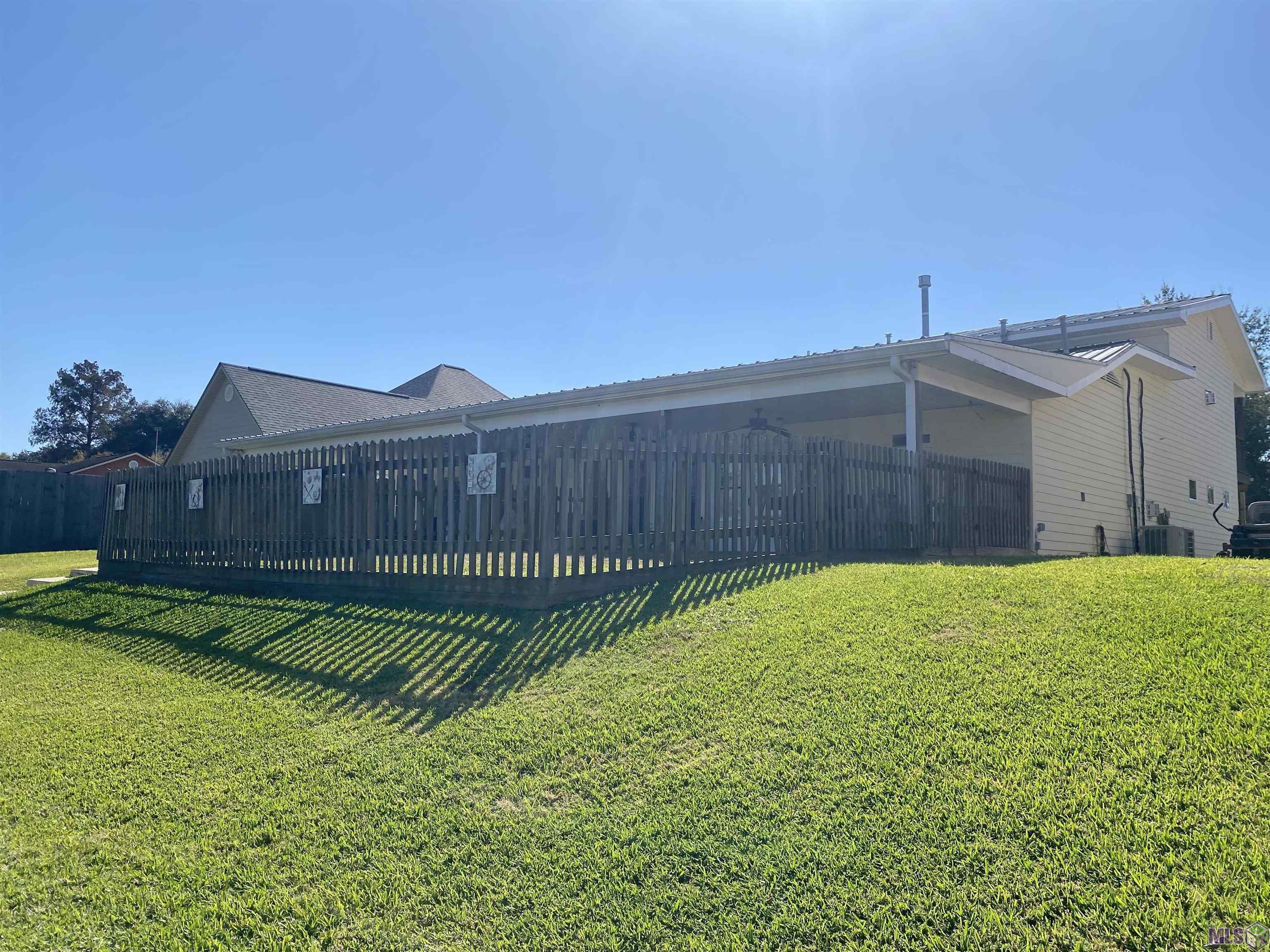 12385 Pecan Island Road Jarreau, LA 70749 - Photo 17 of 18