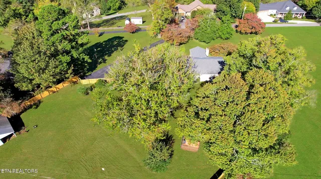 $430,000 | 351 Country Club Road, La Follette, TN 37766