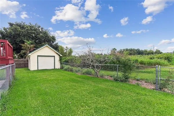 $254,000 | 147 Bazile Drive, Braithwaite, LA 70040