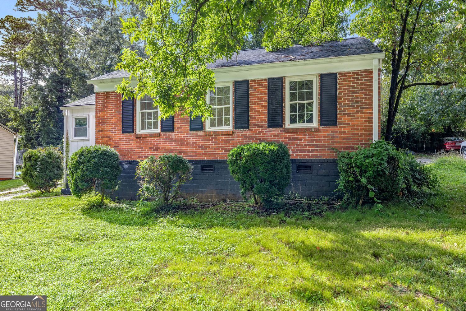 610 Level Grove Road Cornelia, GA 30531 - Photo 21 of 24 front view of a house with a yard