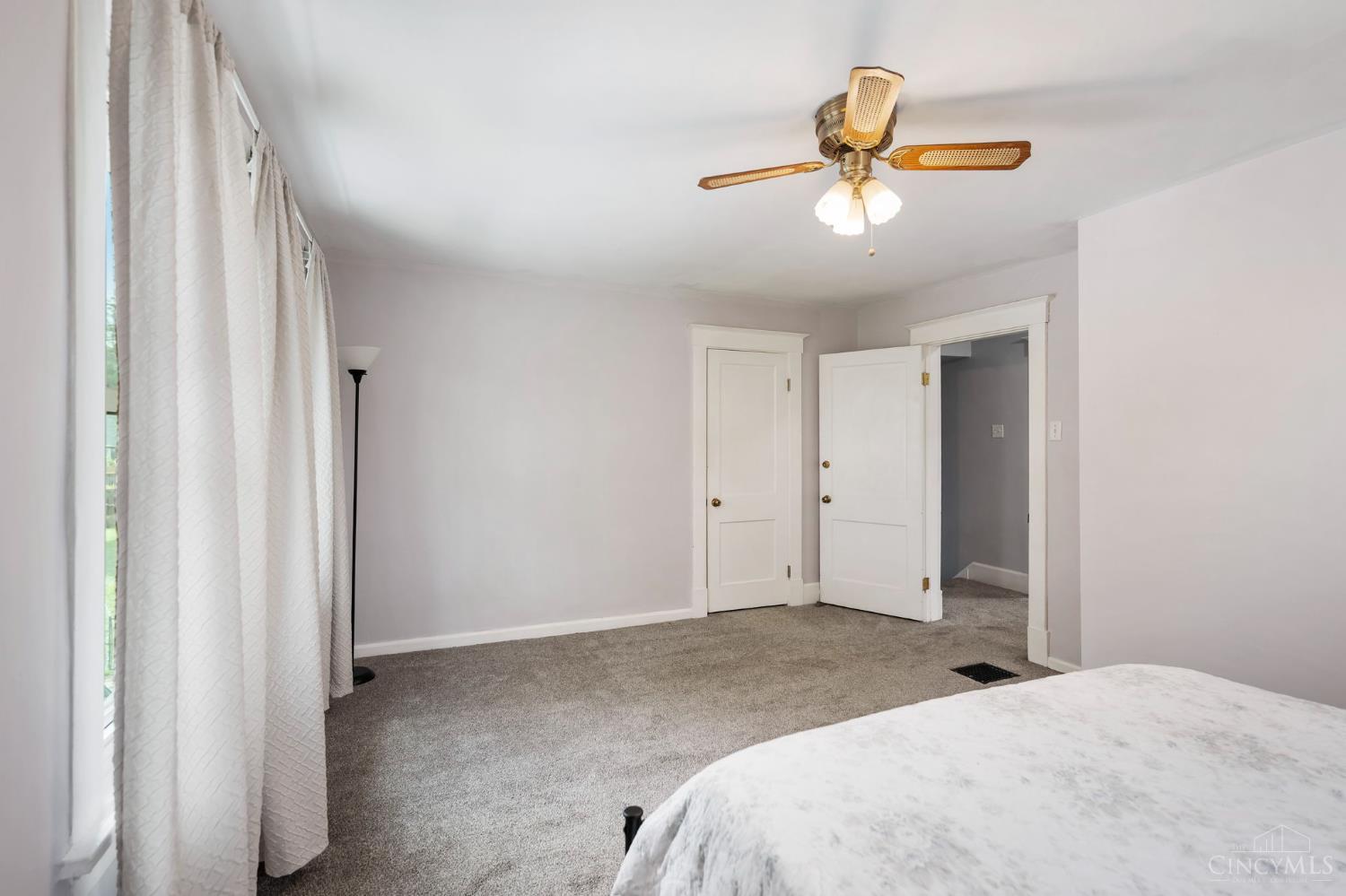 4554 Sycamore Road Cincinnati, OH 45236 - Photo 11 of 23 Gallery Image 11