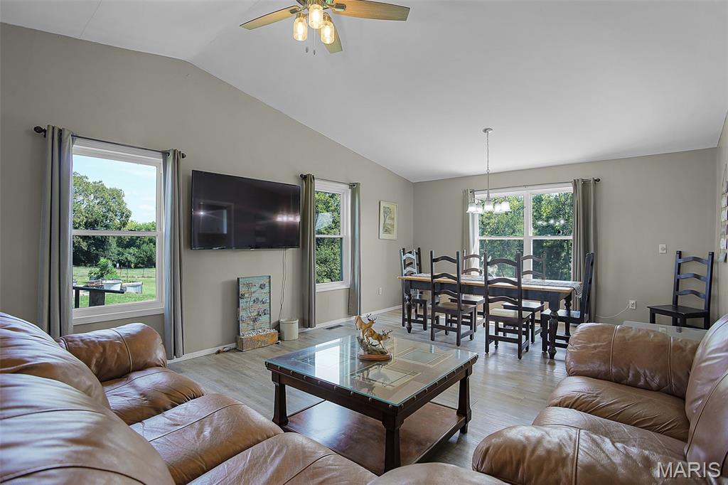 4444 Horstman Road New Haven, MO 63068 - Photo 11 of 63