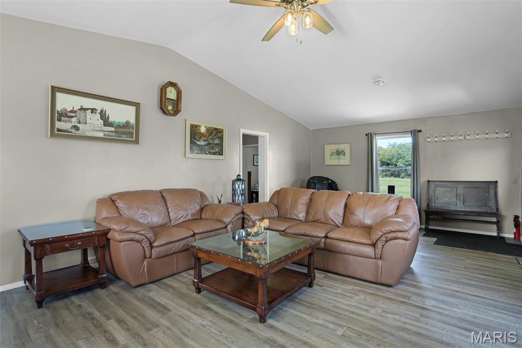 4444 Horstman Road New Haven, MO 63068 - Photo 12 of 63