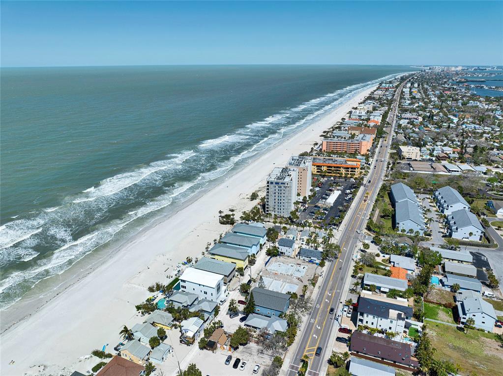 812 Gulf Boulevard, Unit 3 Indian Rocks Beach, FL 33785 - Photo 46 of 62