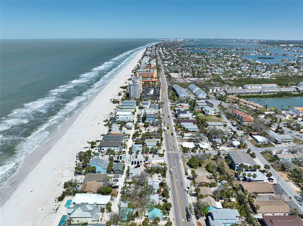 812 Gulf Boulevard, Unit 3 Indian Rocks Beach, FL 33785 - Photo 53 of 62