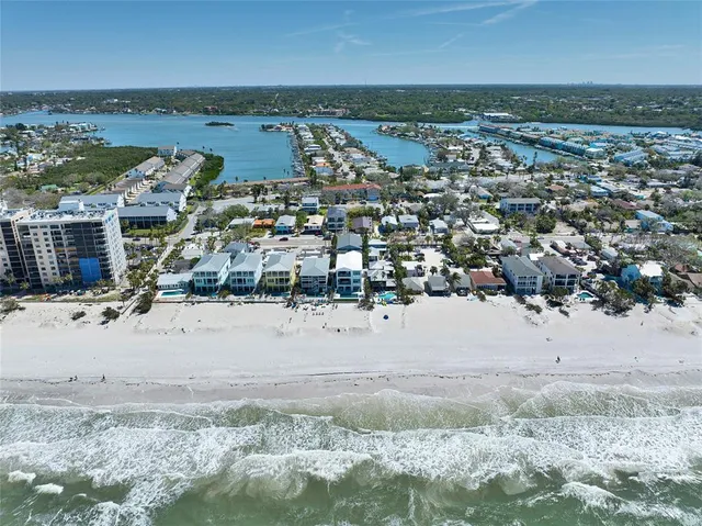 $960,000 | 812 Gulf Boulevard, Unit 3, Indian Rocks Beach, FL 33785