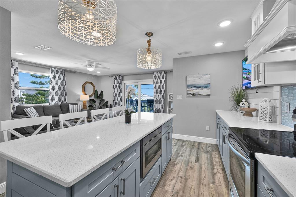 812 Gulf Boulevard, Unit 3 Indian Rocks Beach, FL 33785 - Photo 7 of 62