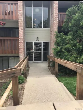 $1,750 | 2126 Pauline Boulevard, Unit 303, Ann Arbor, MI 48103