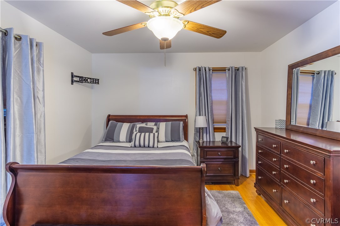 1204 Hatteras Road Sandston, VA 23150 - Photo 21 of 27 Master bedroom.