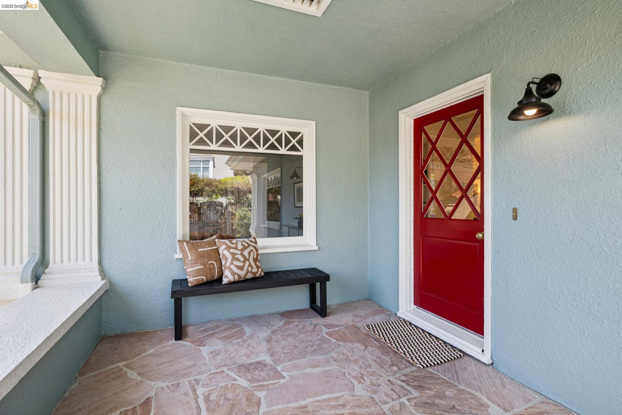 664 Vincente Avenue Berkeley, CA 94707 - Photo 3 of 54