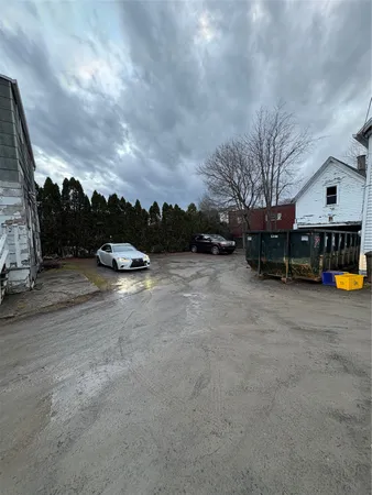 $1,250 | 519 East Main Street, Endicott, NY 13760