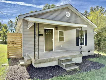 $164,900 | 711 Gwen Street, Paris, TN 38242