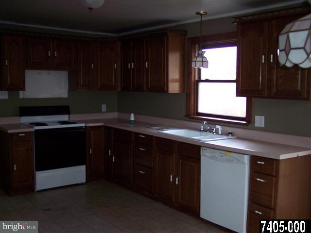 1395 Taxville Road York, PA 17408 - Photo 7 of 16 Gallery Image 7