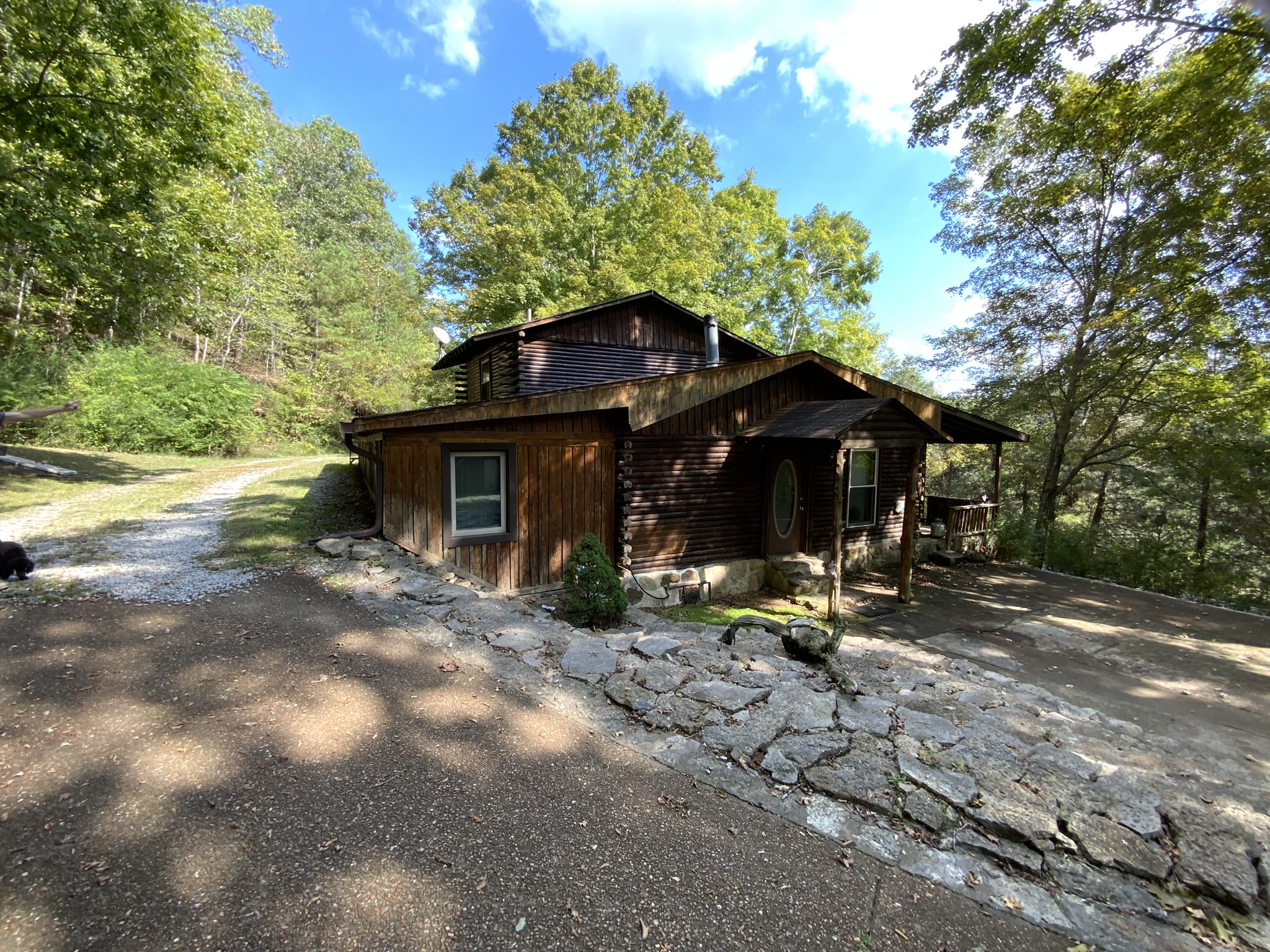 922 Rockhouse Road Hohenwald, TN 38462 - Photo 3 of 25 Gallery Image 3