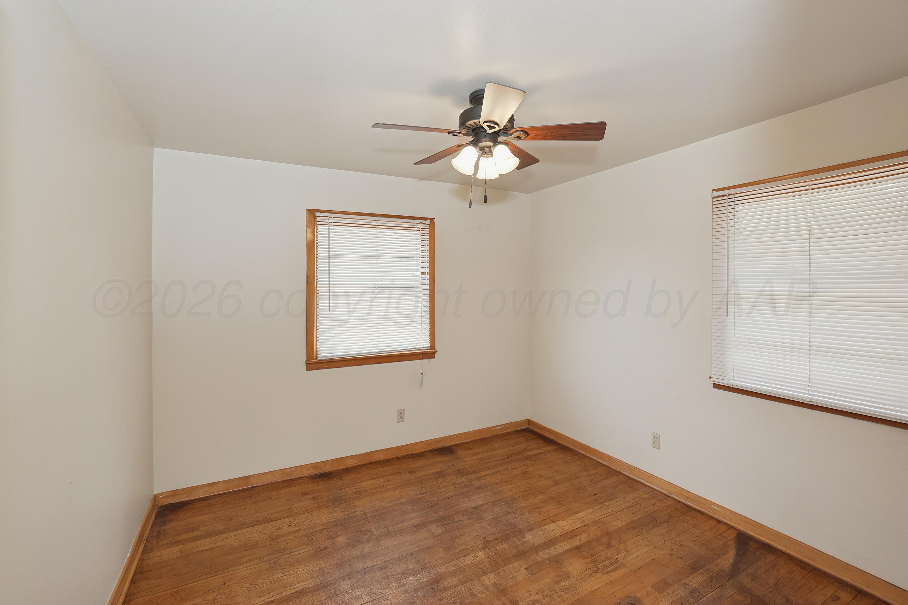 1115 Smiley Street Amarillo, TX 79106 - Photo 15 of 21 15-2nd Bedroom