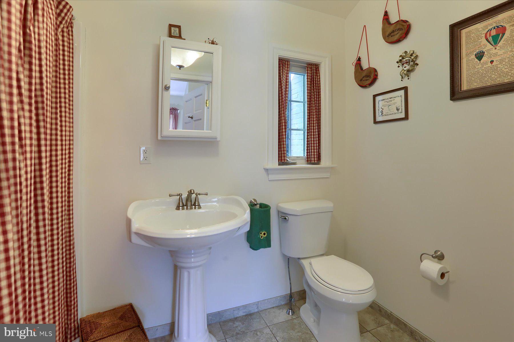 606 Pine Road Palmyra, PA 17078 - Photo 10 of 79