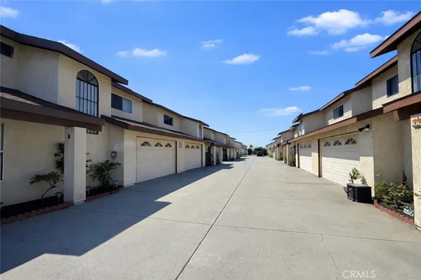 $556,000 | 4404 Clara Street, Cudahy, CA 90201