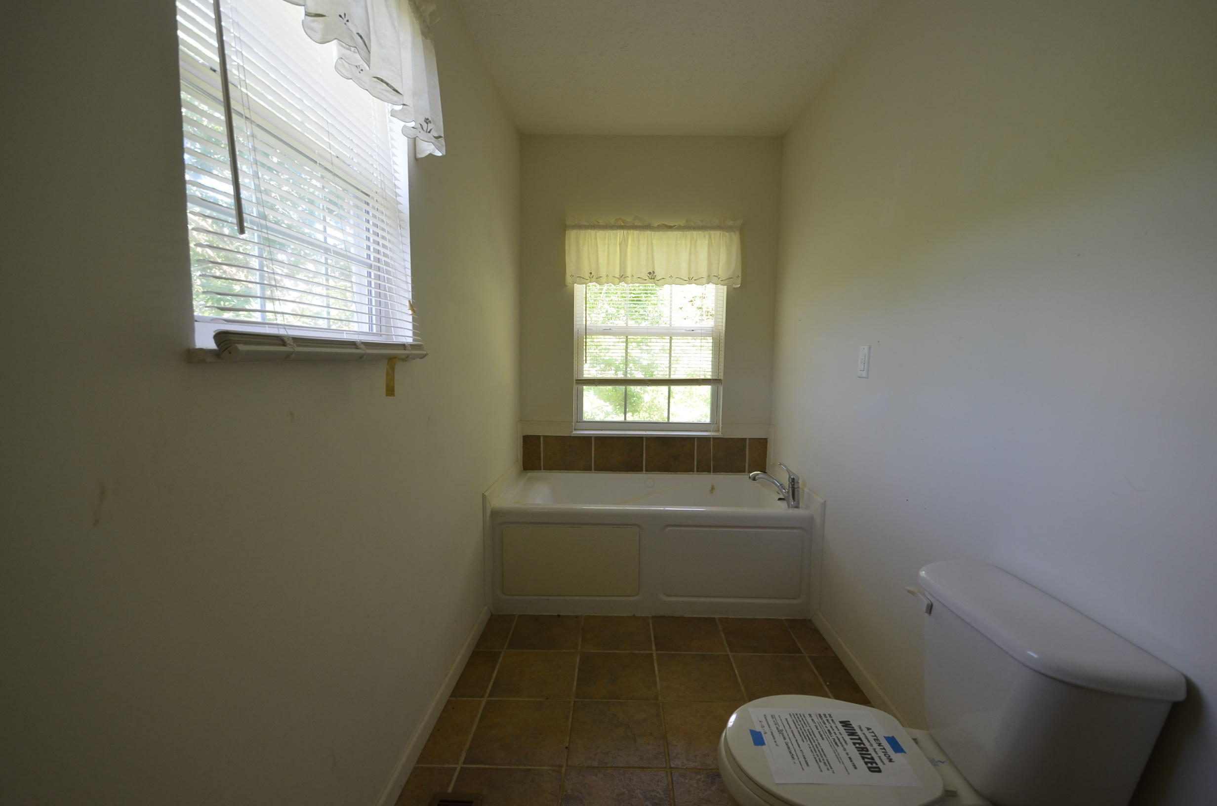 304 Ernie Roberts Road Rutledge, TN 37861 - Photo 11 of 15 006a_Bath2