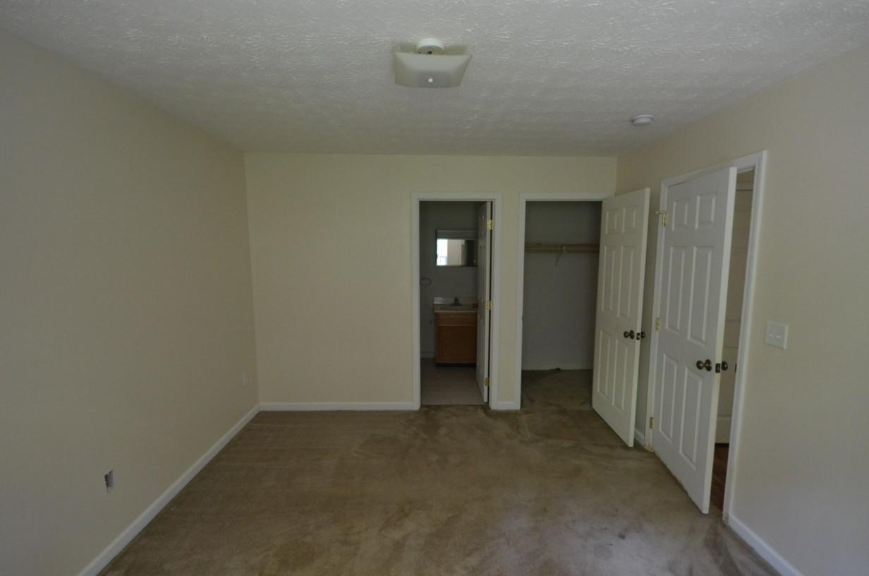 304 Ernie Roberts Road Rutledge, TN 37861 - Photo 8 of 15 004a-Master Bedroom