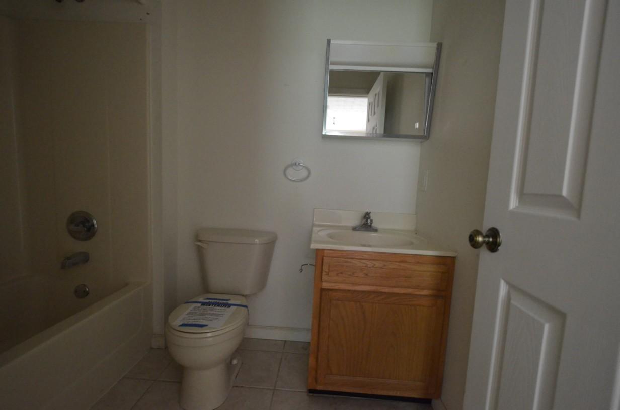 304 Ernie Roberts Road Rutledge, TN 37861 - Photo 9 of 15 004c-Master Bath