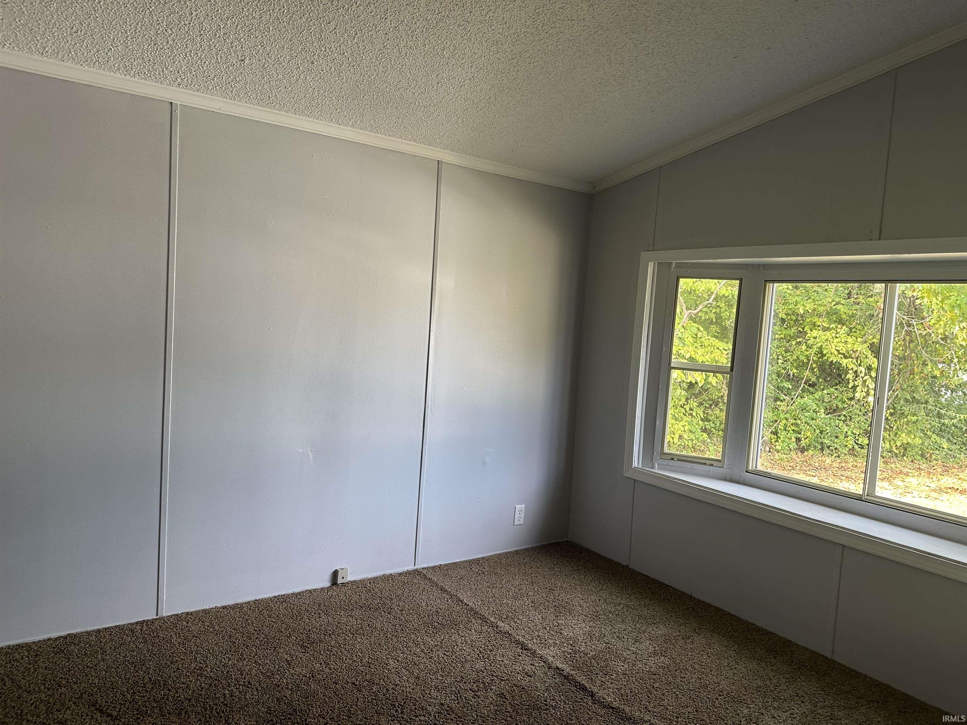 2210 30th Street Bedford, IN 47421 - Photo 11 of 23