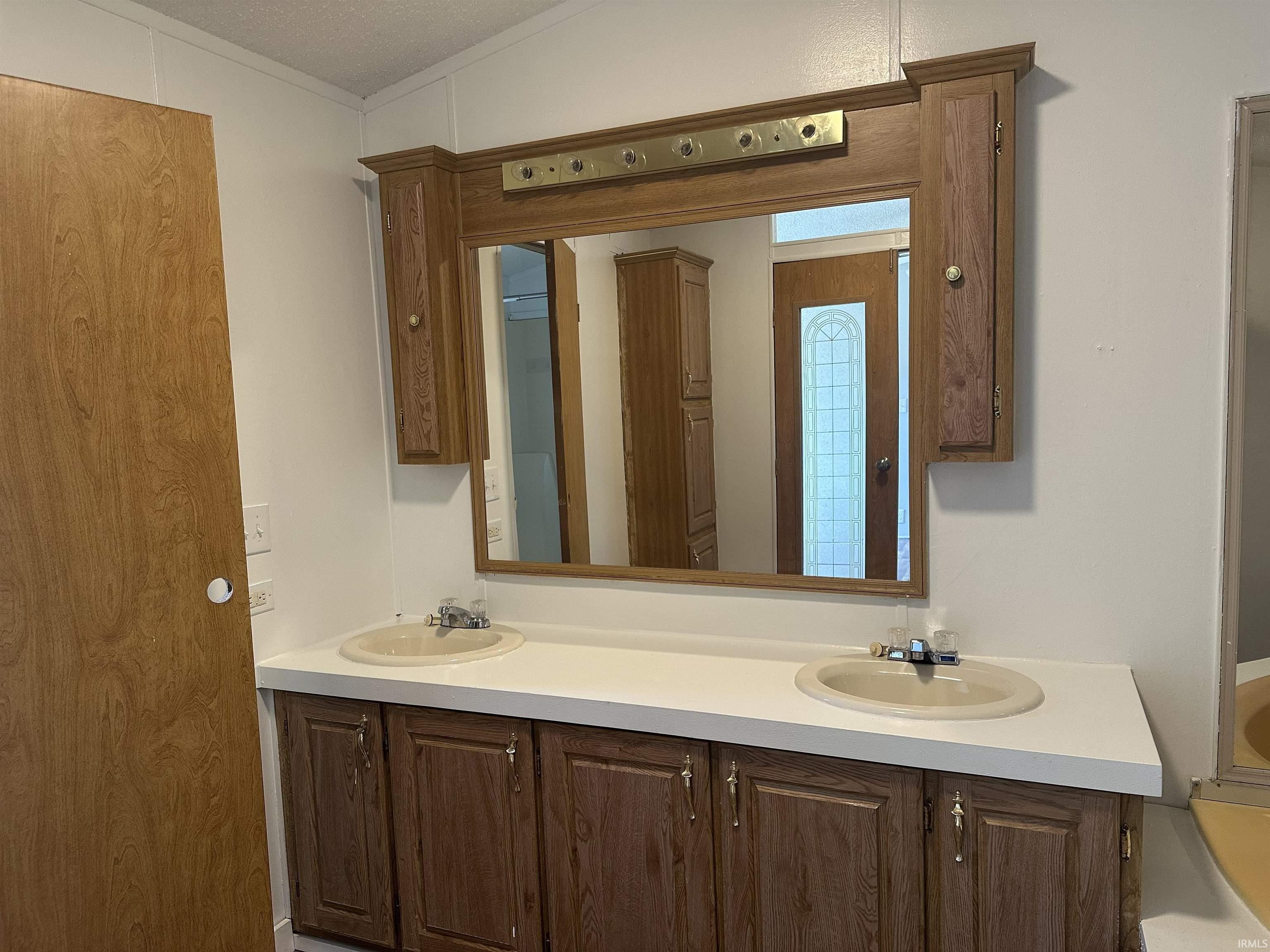 2210 30th Street Bedford, IN 47421 - Photo 12 of 23