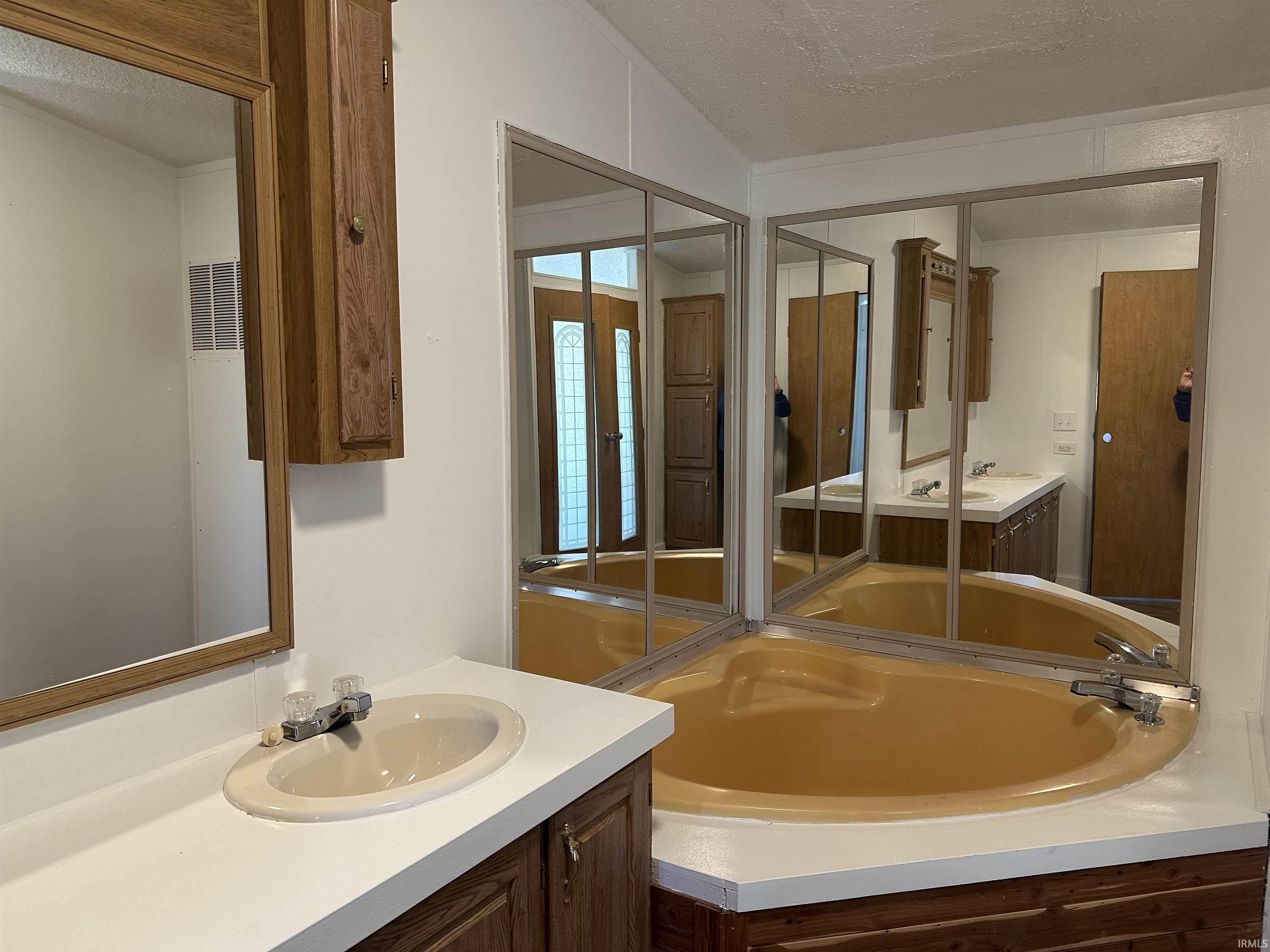 2210 30th Street Bedford, IN 47421 - Photo 13 of 23