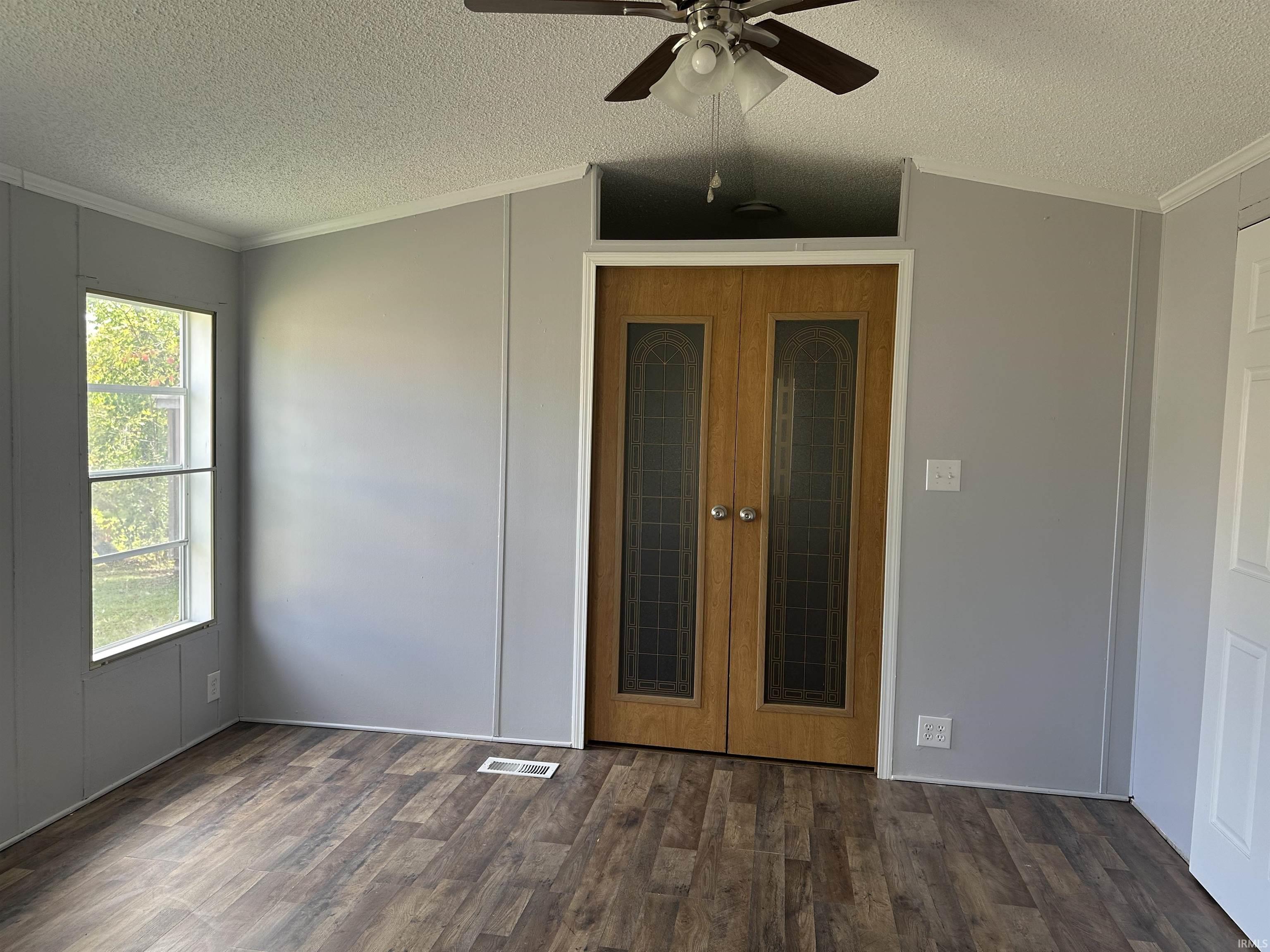 2210 30th Street Bedford, IN 47421 - Photo 8 of 23