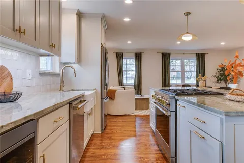 $515,000 | 9004 Sweetwater Drive, Dallas, TX 75228