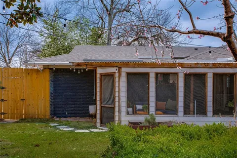 $515,000 | 9004 Sweetwater Drive, Dallas, TX 75228