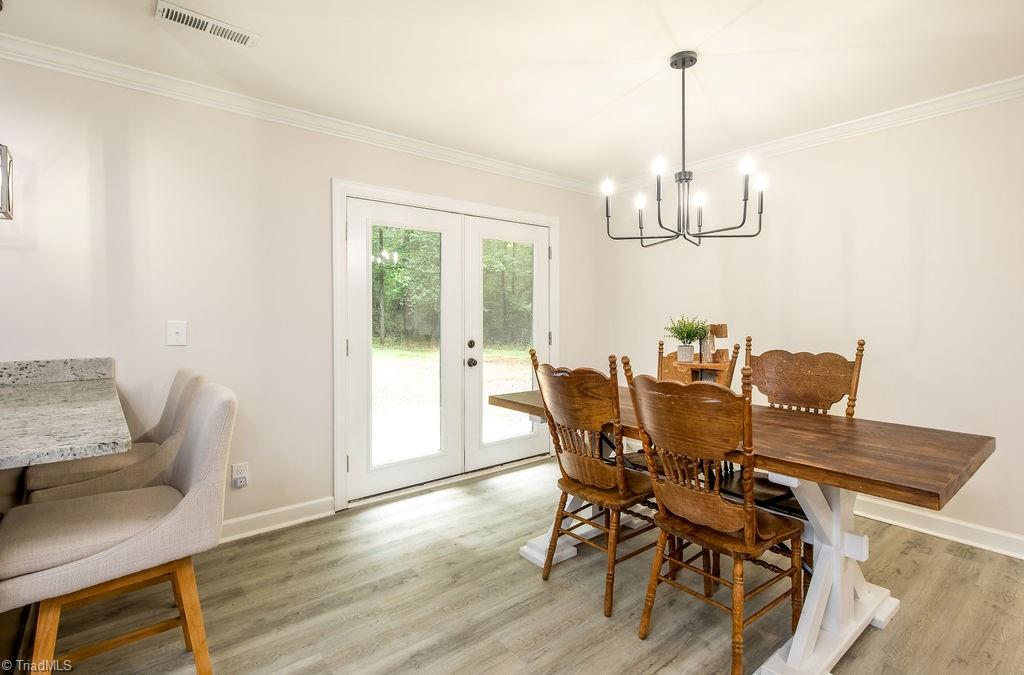 255 Back Creek Road Asheboro, NC 27205 - Photo 8 of 23 Dining