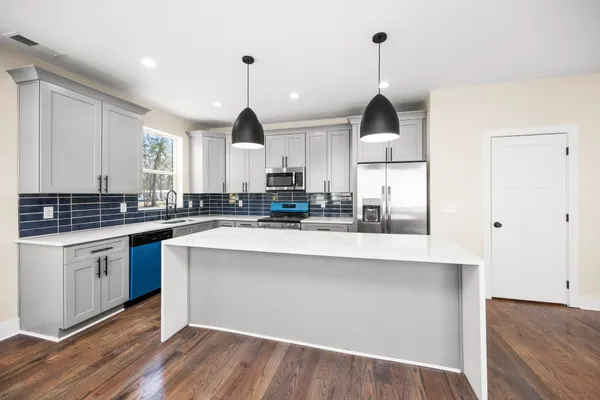 $2,500 | 441 Sand Hill Road, La Vergne, TN 37086