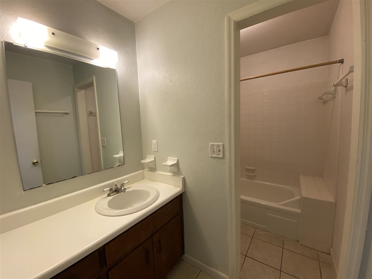 220 Atkinson Drive, Unit B Tallahassee, FL 32304 - Photo 5 of 14