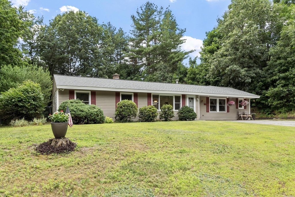 17 Parlee Road Chelmsford, MA 01824 - Photo 1 of 42