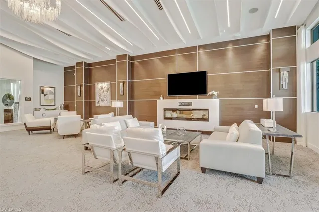 $1,024,000 | 4318 Aurora Street, Naples, FL 34119