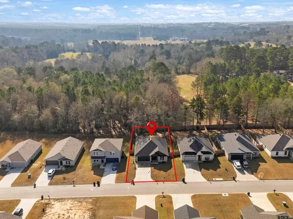 $284,900 | 237 Oak Vly Drive, Gilmer, TX 75644