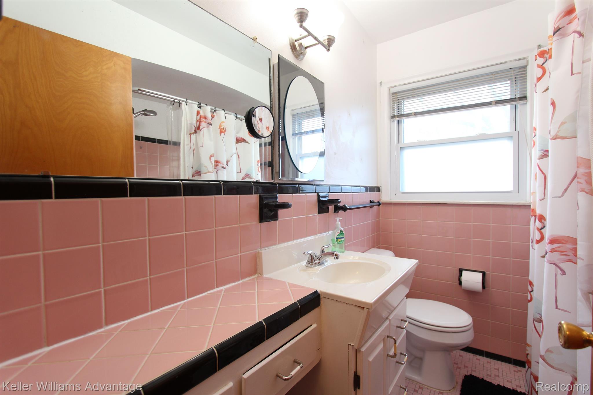 9610 Farmington Road Livonia, MI 48150 - Photo 11 of 23 Gallery Image 11