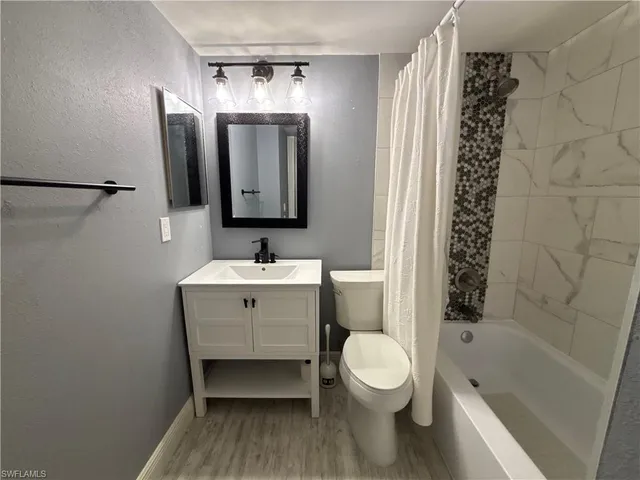 $5,500 | 800 Meadowland Drive, Unit 264, Naples, FL 34108