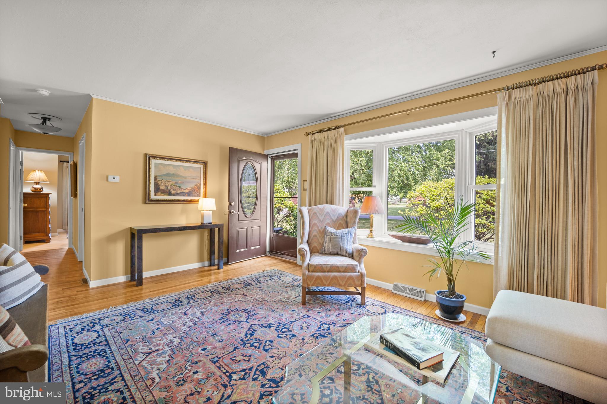 52 Prizer Road Phoenixville, PA 19460 - Photo 6 of 36 Living Room with Sunny Bay Window