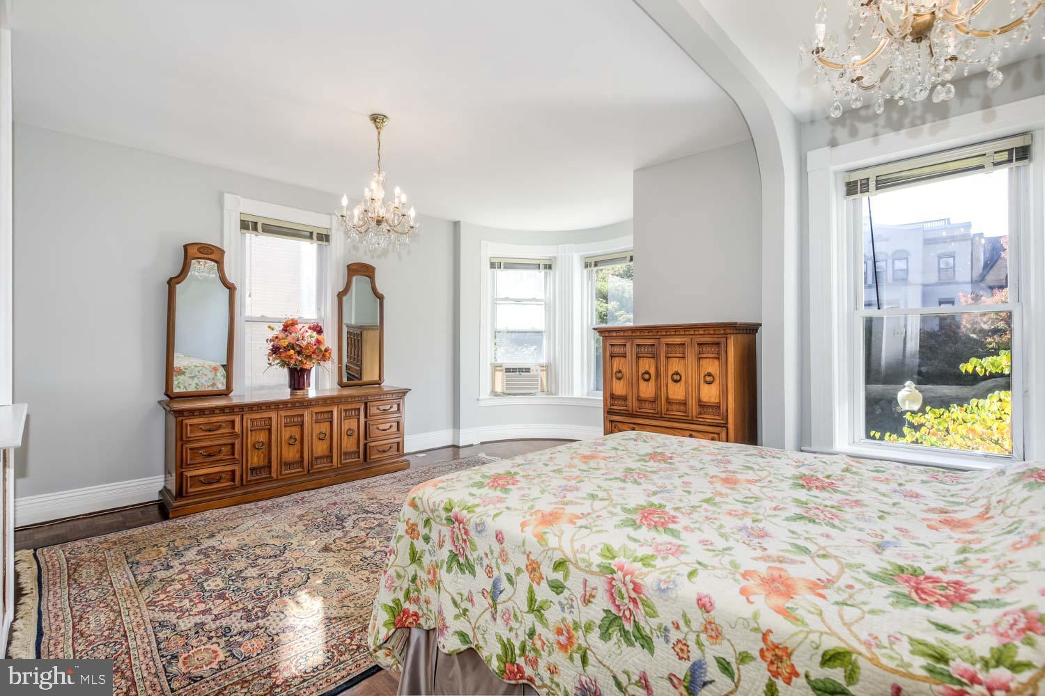 1733 17th Street Northwest Washington, DC 20009 - Photo 17 of 29