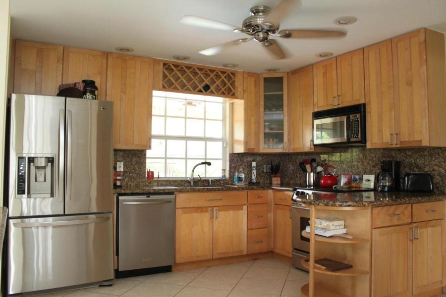 791 Camino Lakes Circle Boca Raton, FL 33486 - Photo 2 of 7 Kitchen