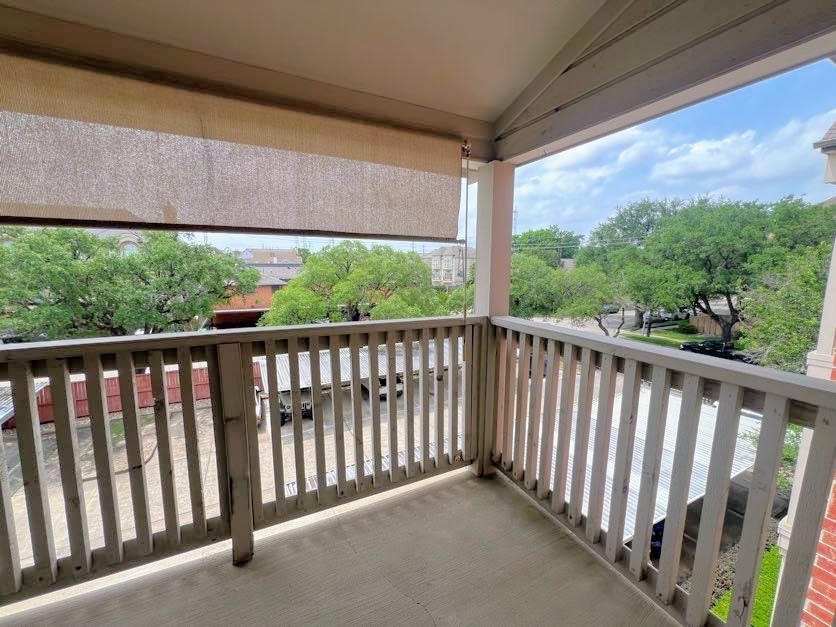 4041 Drake Street, Unit 118 Houston, TX 77005 - Photo 20 of 22 a view of a porch