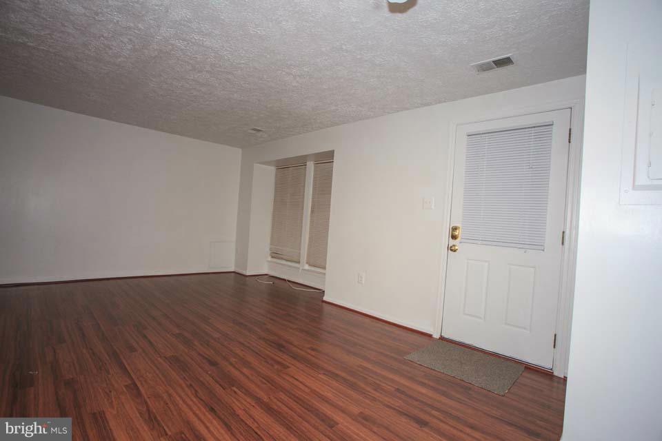 404 Legato Terrace Silver Spring, MD 20901 - Photo 11 of 23 Living Room