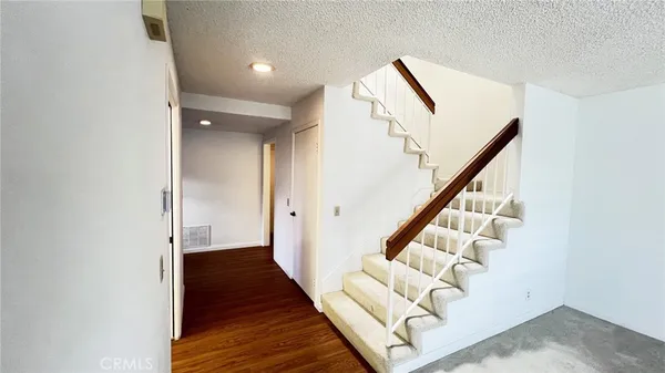 $850,000 | 19564 Eagle Ridge Lane, Porter Ranch, CA 91326