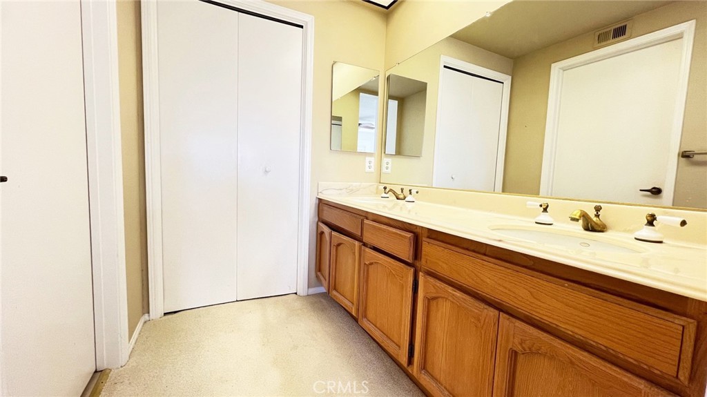 19564 Eagle Ridge Lane Porter Ranch, CA 91326 - Photo 18 of 39